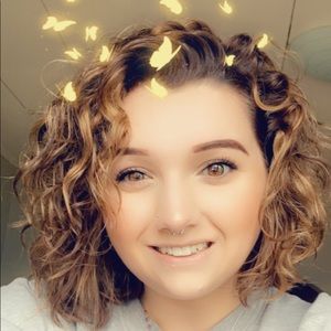 Meet your Posher, Lisa